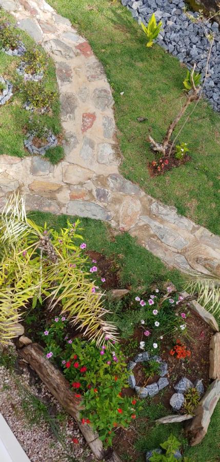 Alto Paraíso de Goiás Casal Ostara Begonia酒店 外观 照片